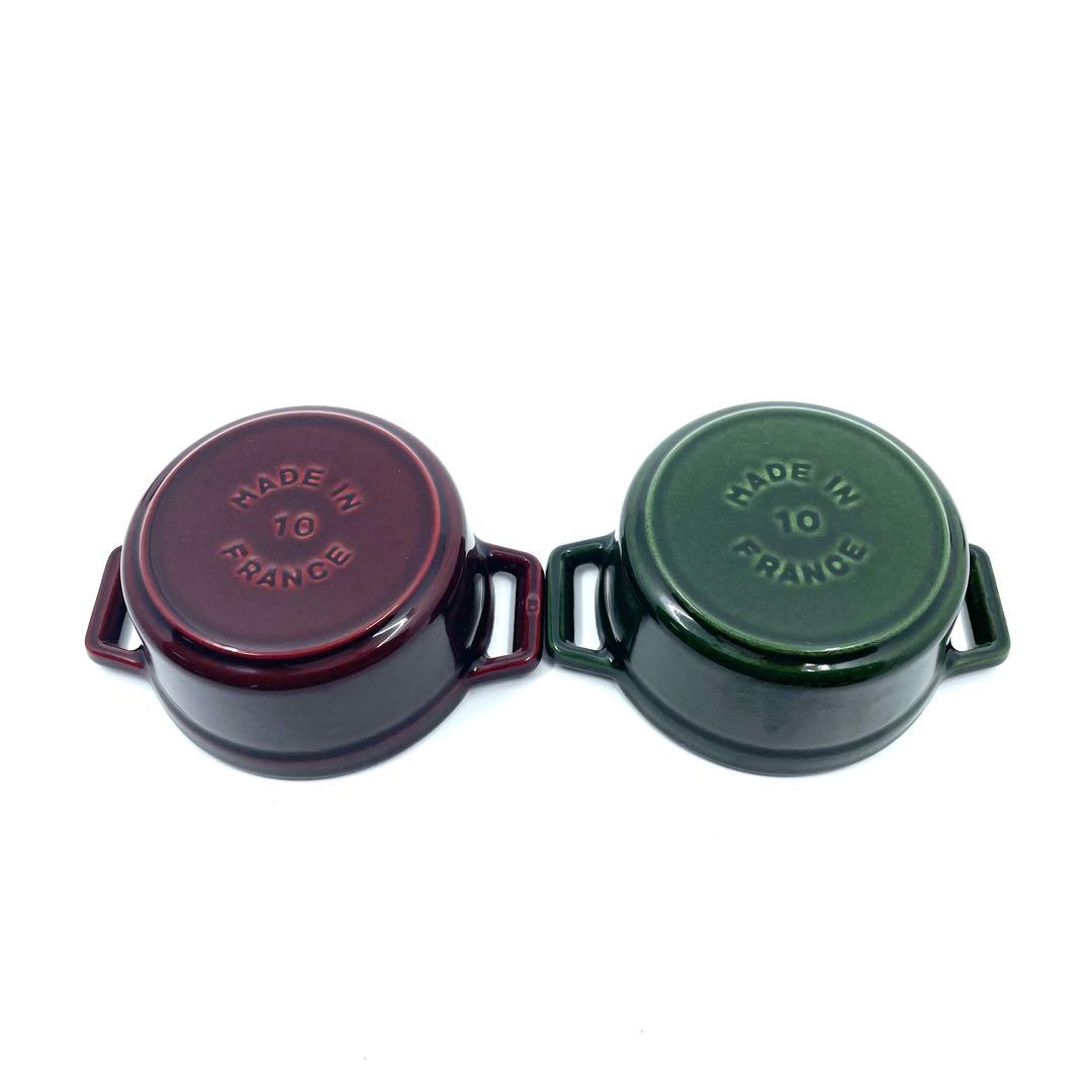 極美品　STAUB ストウブ　ピコ　ココット ラウンド 10cm 赤　緑　ペア