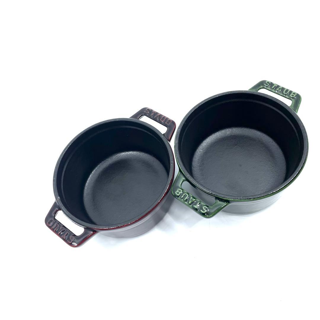 極美品　STAUB ストウブ　ピコ　ココット ラウンド 10cm 赤　緑　ペア
