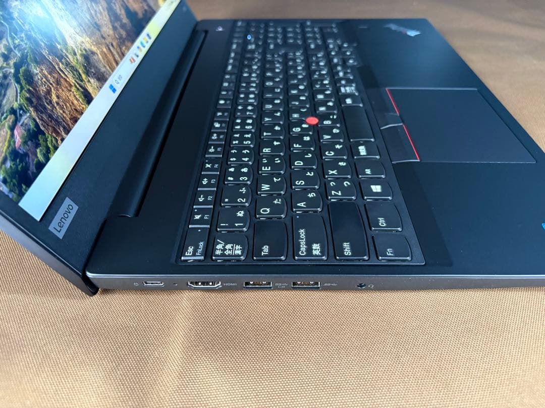 美品 ThinkPad e590 第8世代 i5 メモリ8GB SSD256GB