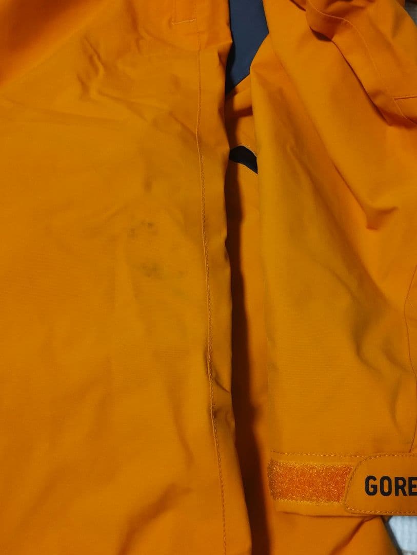 BURTON　ANALOG GORE-TEX　サイズS スノーボード　ウェア