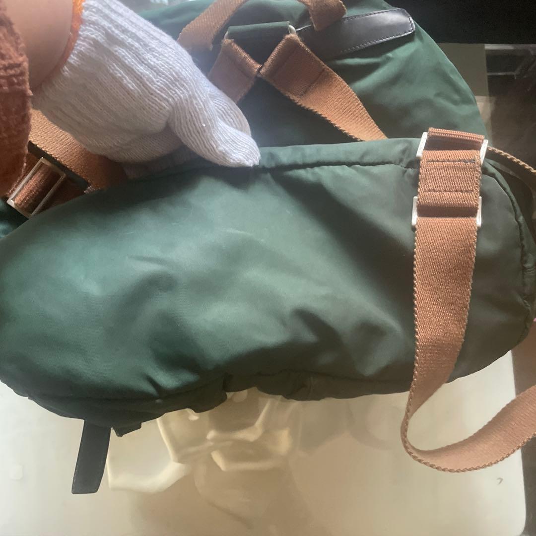 PRADA グリーン リュック確実正規品