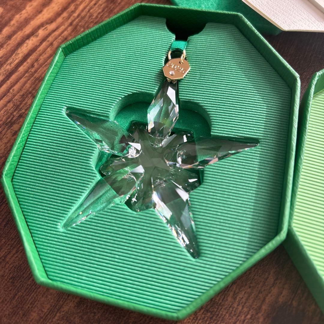 新品★スワロフスキー 2025 クリスマス　オーナメント