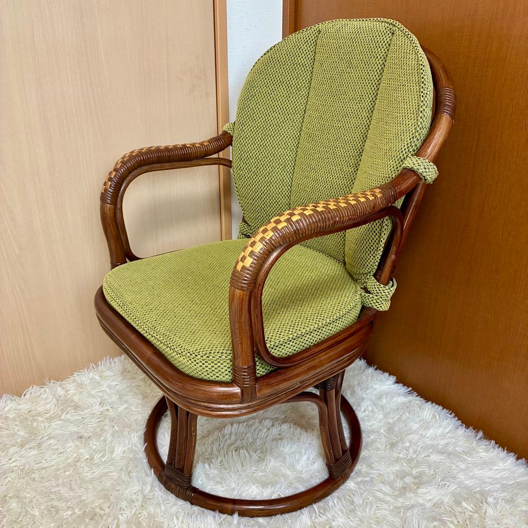 【極美品 】Kazama 籐 回転椅子 ラタン ハイチェア
