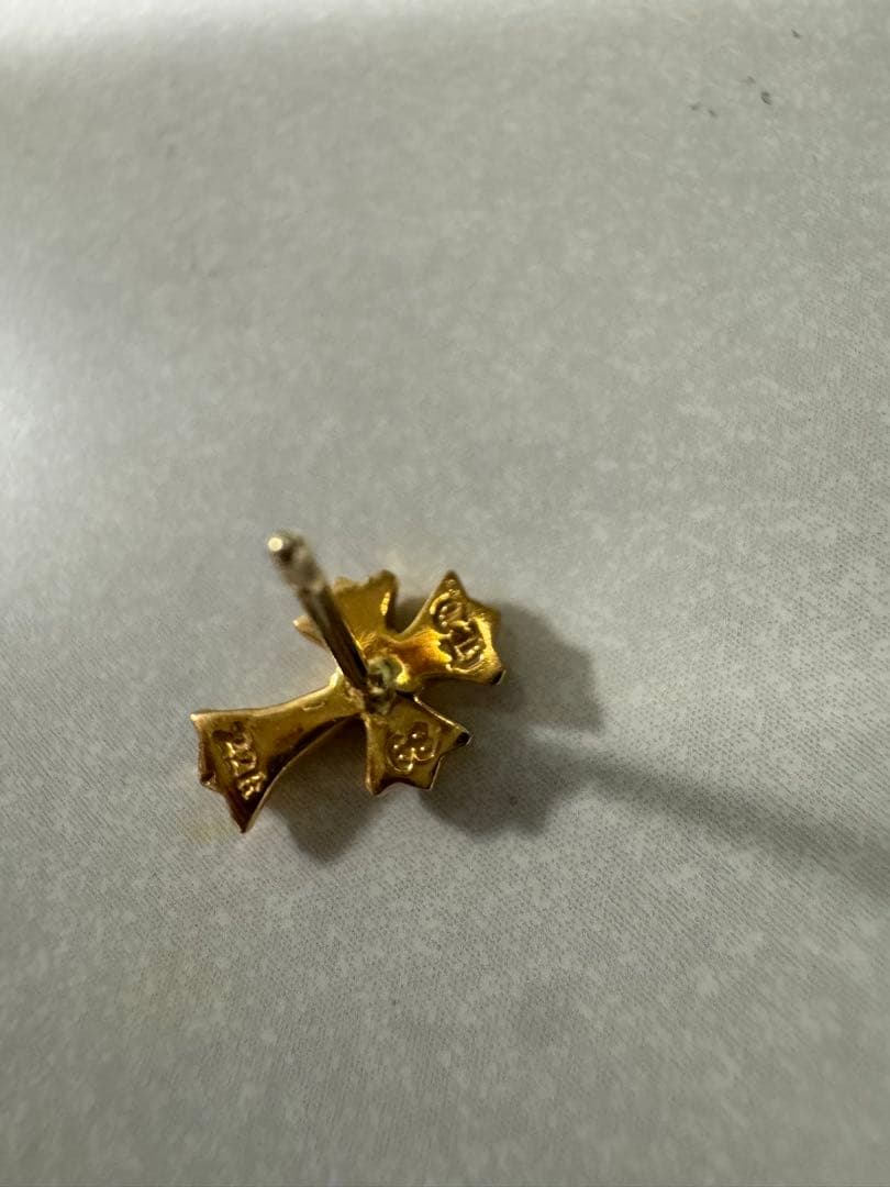 CHROMEHEARTS クロムハーツ22K chクロスピアスキャッチ無し