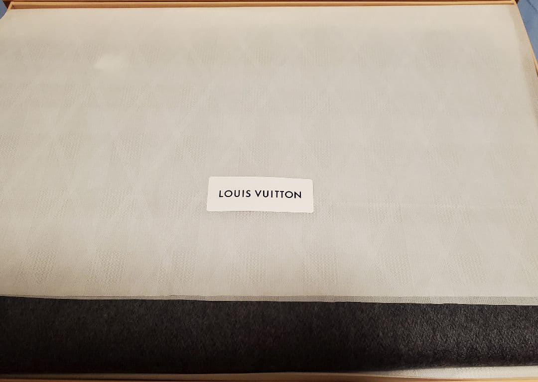 未使用品 Louis Vuitton モノグラム グラディエント マフラー