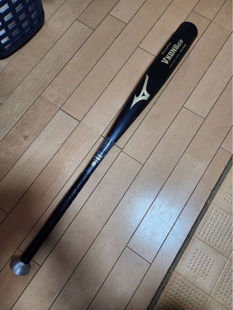 中学硬式用バット　VKONG　GS 83cm、800g