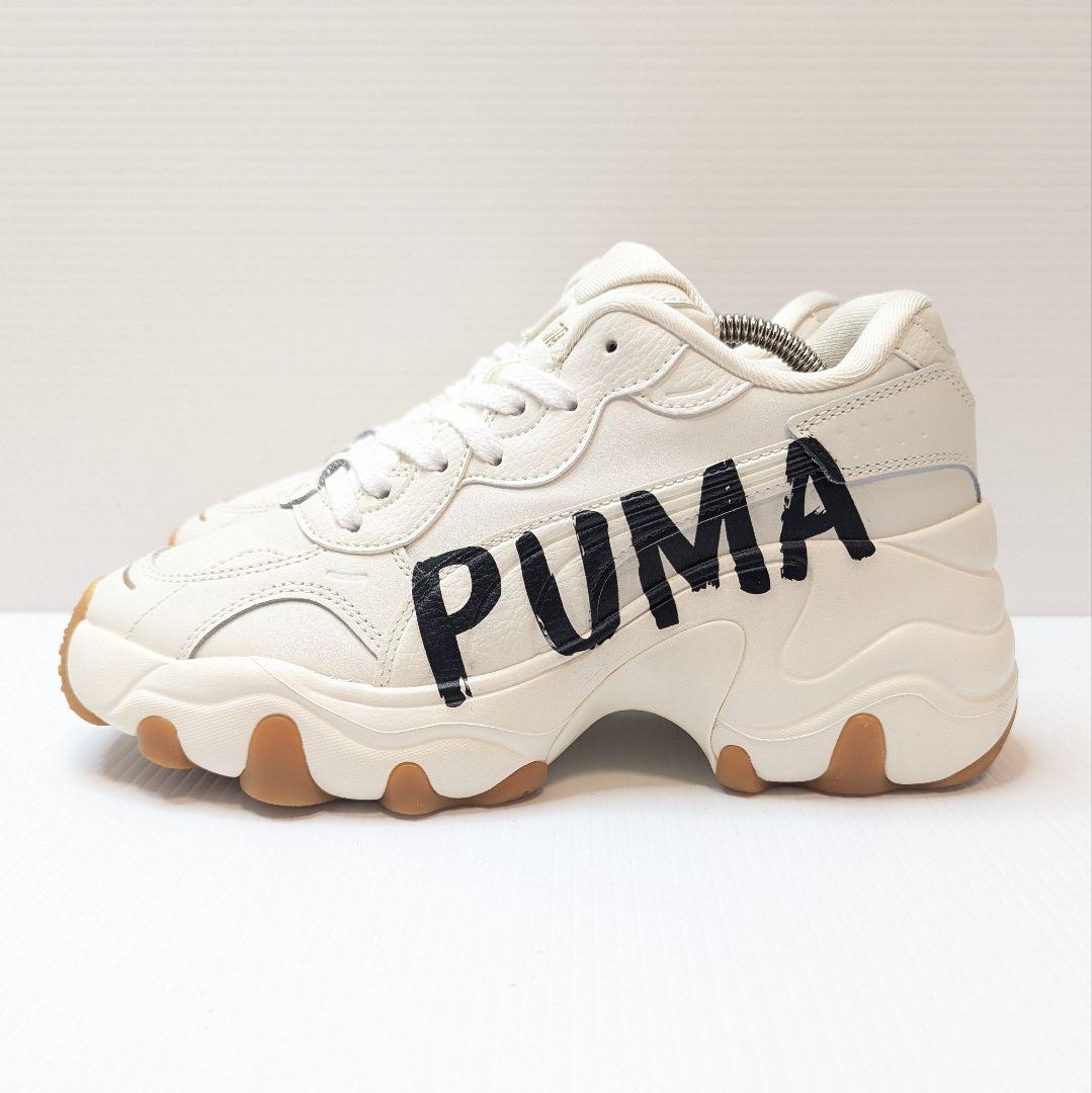 美品 PUMA プーマ パルサーウェッジ 24.5cm 厚底スニーカー オフ白