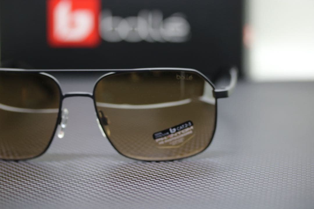 【bolle】 NAVIS 調光レンズ