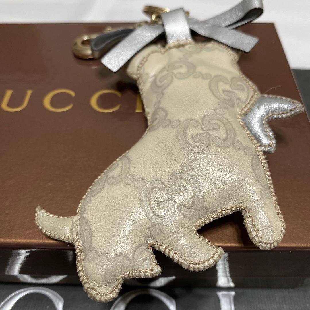 グッチ　GUCCI GG柄　キーリング・チャーム 　フレンチブルドッグ