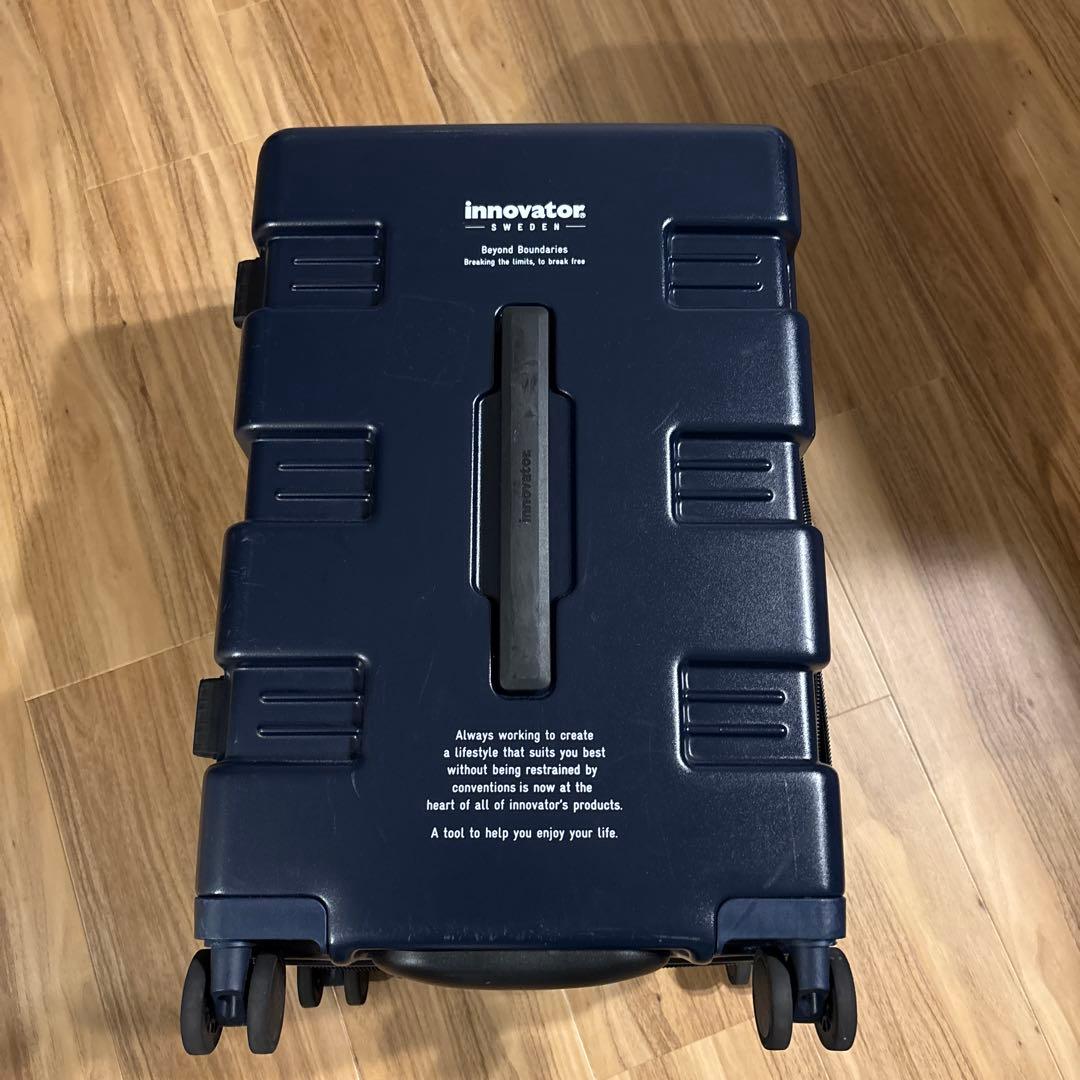 innovator ネイビー キャリーケース