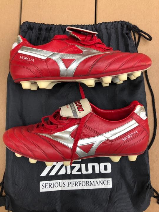 ミズノ モレリア2 サッカースパイク シューズ 南米限定 送料無料 匿名発送