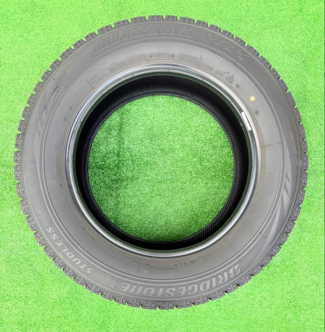 ブリヂストン ブリザック vrx．205/65R16.20年製．4本　セット