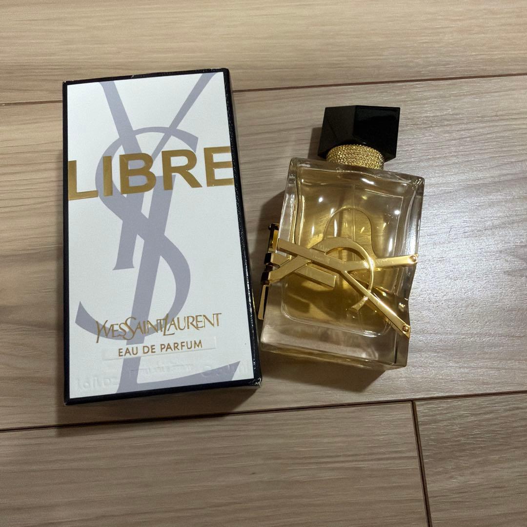 Yves Saint Laurent LIBRE オーデパルファム　50ml