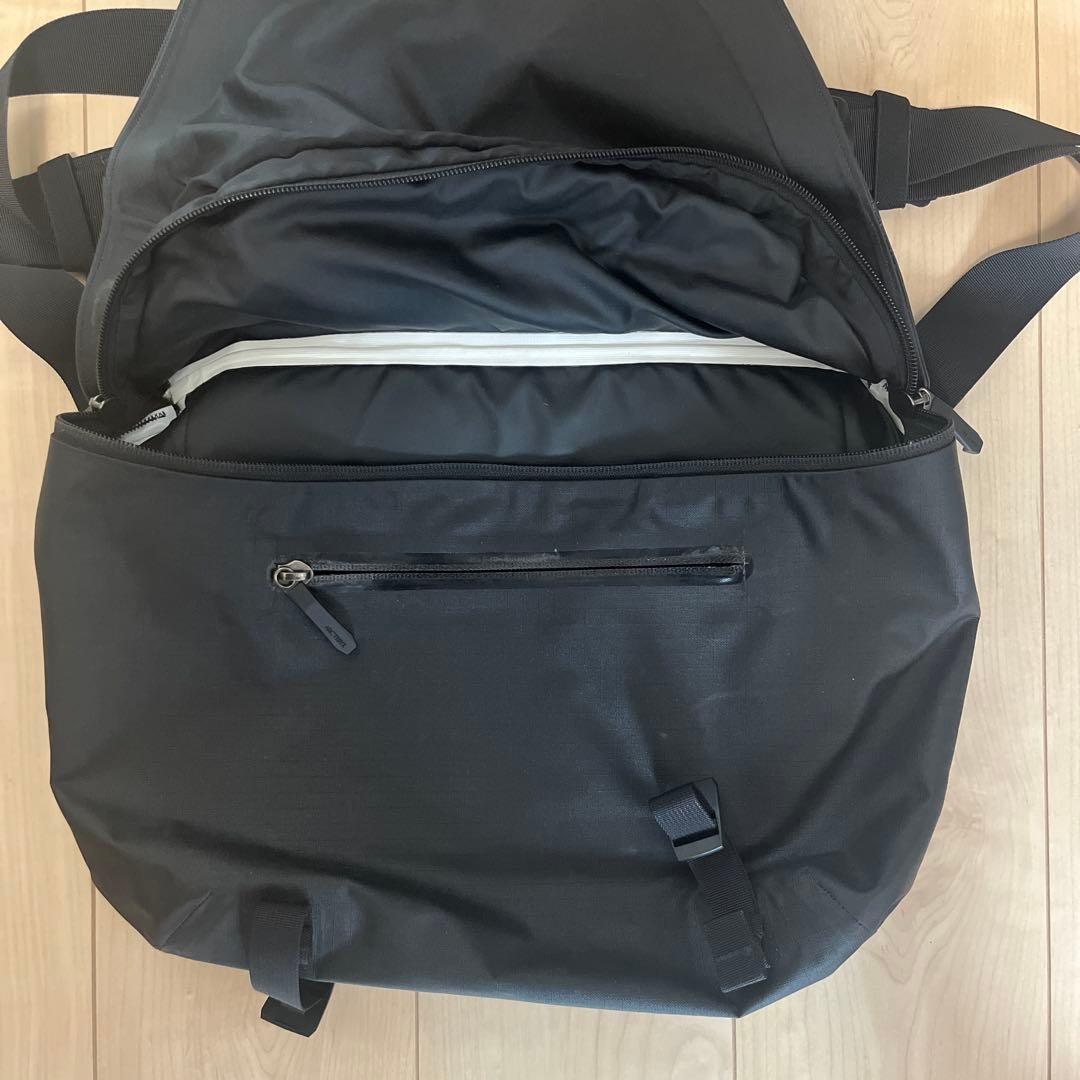 アークテリクス　グランヴィル10クーリエバッグ　arcteryx