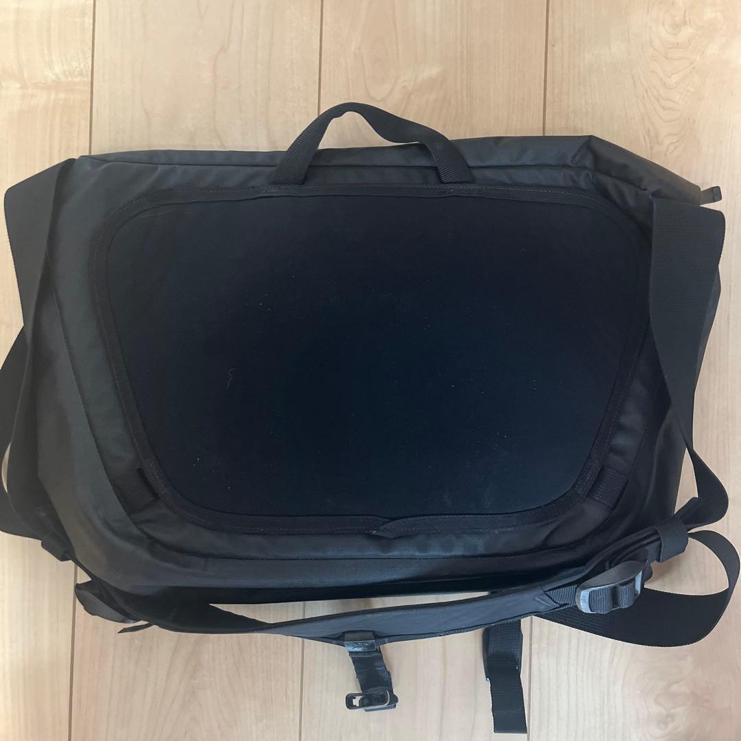 アークテリクス　グランヴィル10クーリエバッグ　arcteryx