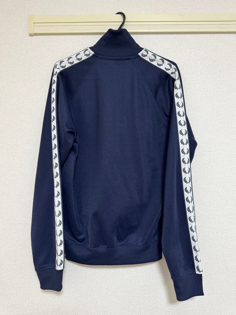 FRED PERRY （テープド トラック ジャケット）ネイビー
