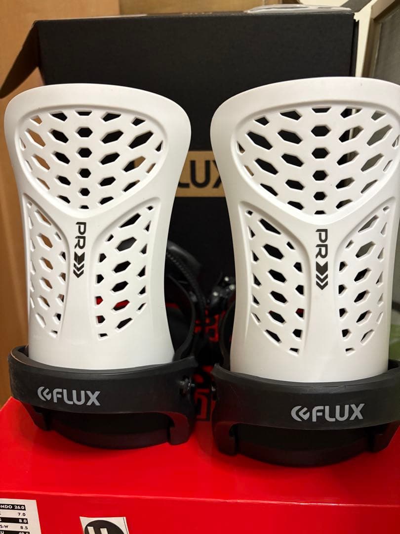 FLUX PR スノーボードビンディング Mホワイト