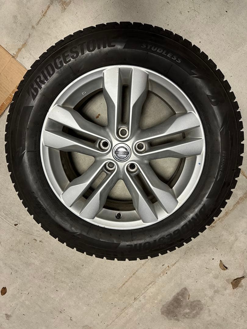 タイヤ・ホイール BRIDGESTONE BLIZZAK DM-V3 225/60R17