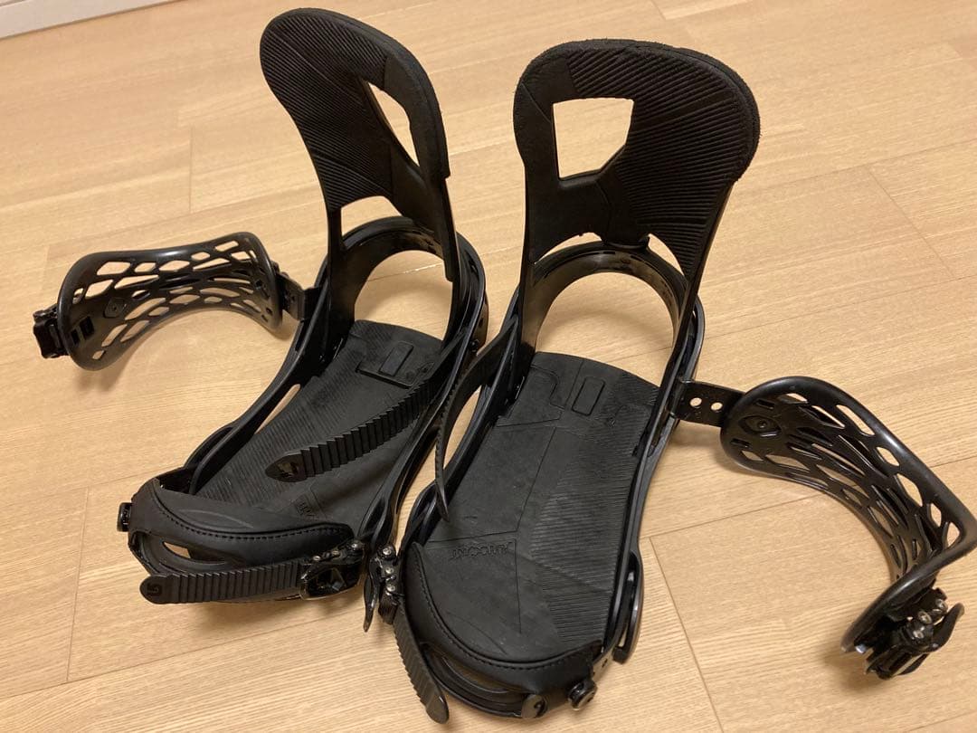 BURTON CARTEL Mサイズ バートン カーテル