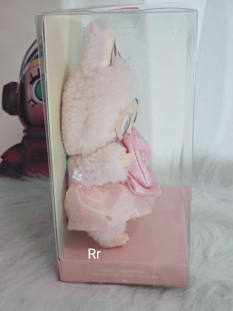 POPMART MOKOKO Jump into Summer Plushモモコ