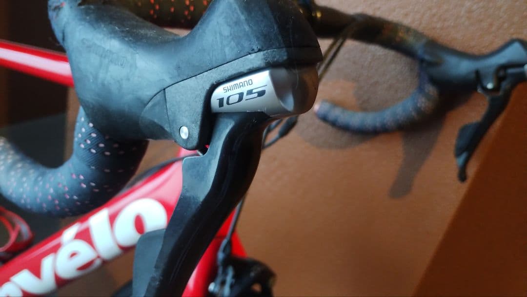 美品　Cervelo　サーヴェロ　R2 105　大阪　2018年　フルカーボン