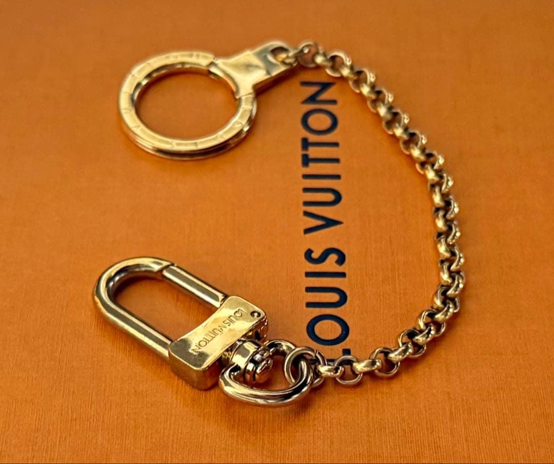 美品✨ louis vuittonバックチャーム キーホルダー チェーン