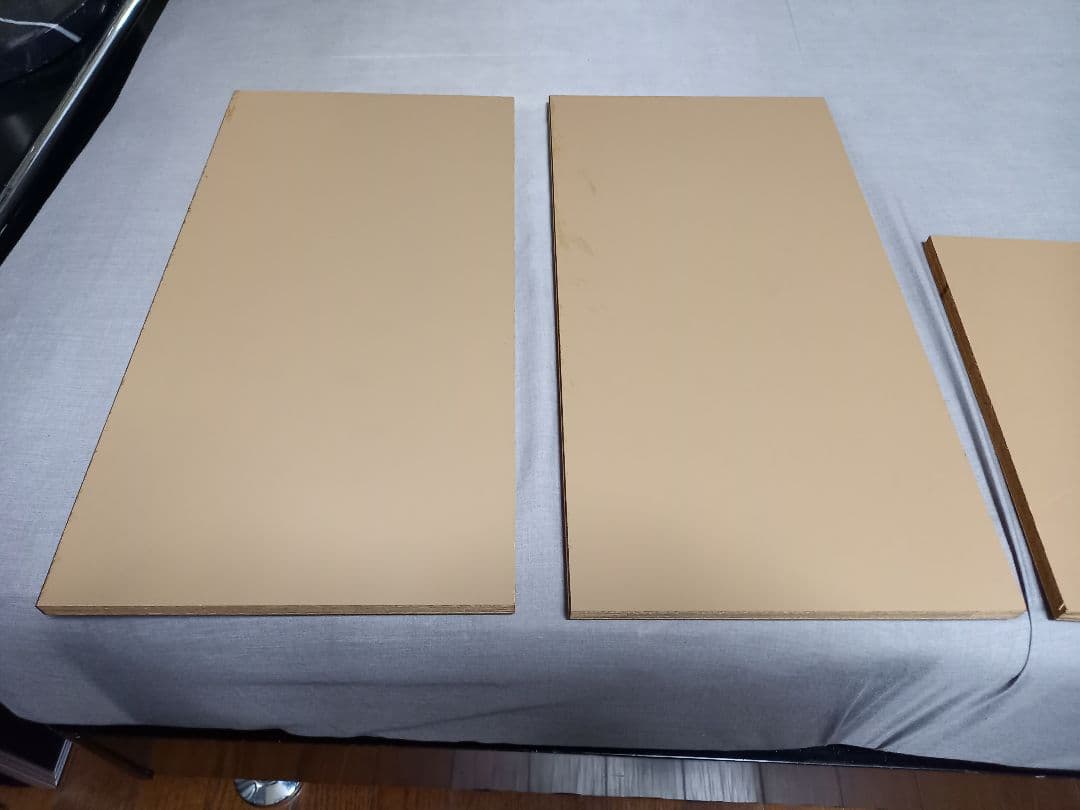 ナチュラル　モダン　木製　硝子扉　ウッド　ディスプレイ　キャビネット　壁掛け金具