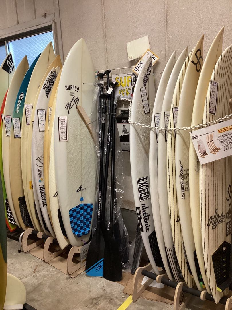 ＡＷＩＮＧサーフボード171.52cm.クリヤー　中古ボード