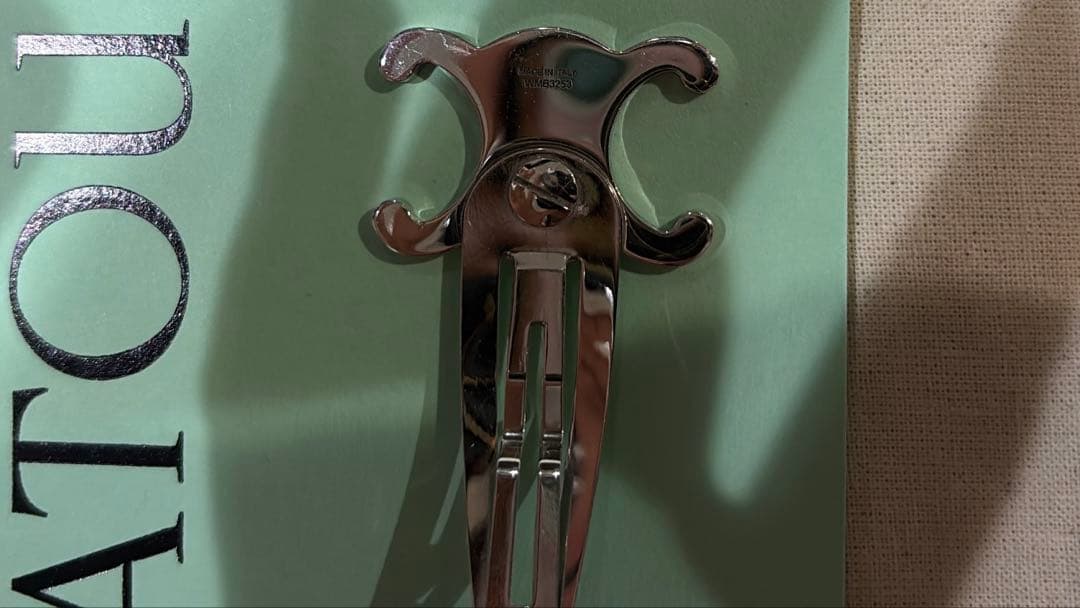 CELINE セリーヌ スナップ ヘアクリップ