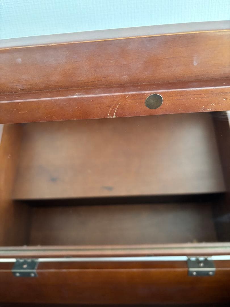 【今週末迄！(3/29)】アンティーク風ドレッサー　(椅子付き)