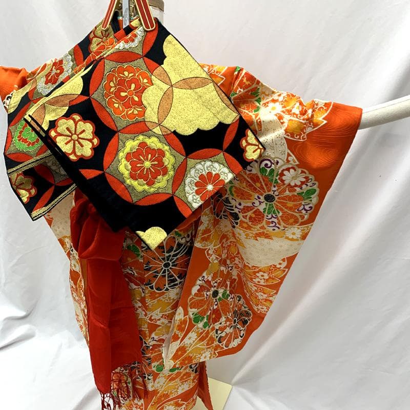 601ag45□七五三 小柄な七歳 女児 着物&袋帯 金彩 菊 オレンジ□美品