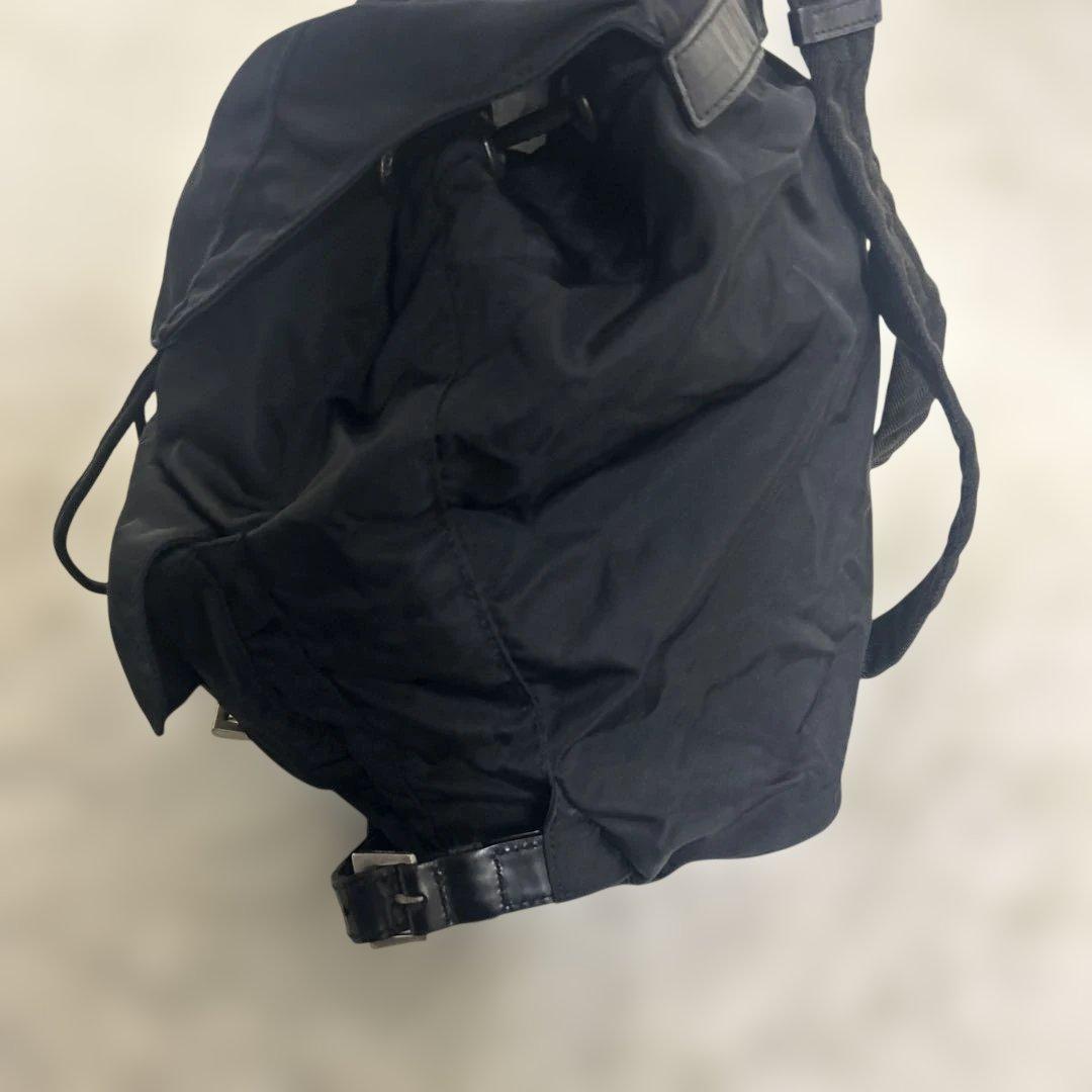 【美品】プラダ バックパック 三角ロゴ 巾着 ナイロン ブラック