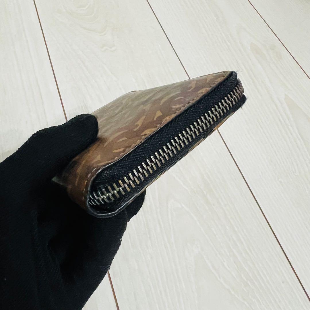 【良品】BURBERRY バーバリー 折り財布 ホログラム 3Dプリント