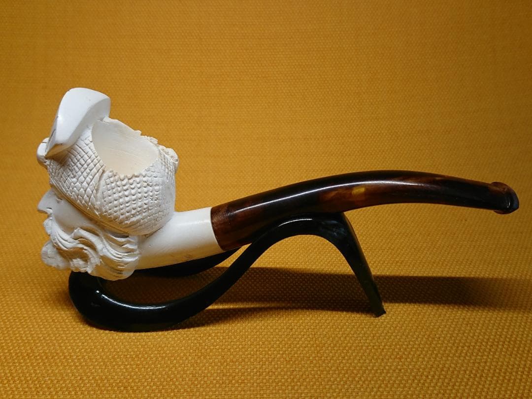 【美品】パイプ　海泡石　彫刻　置物　インテリア　工芸品　美術品　A1182