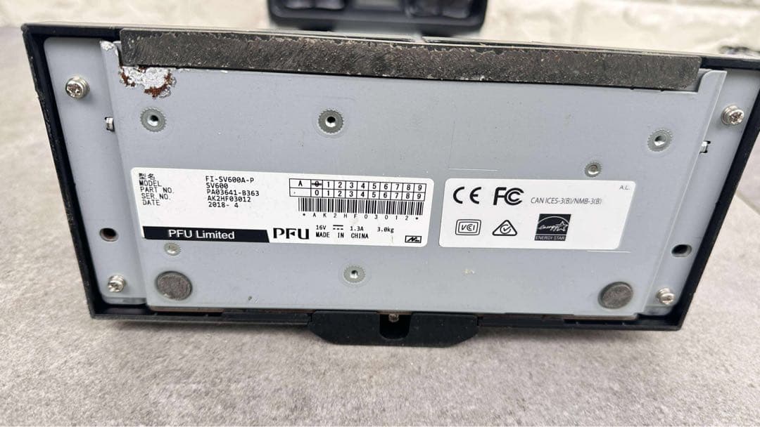 FUJITSU ScanSnap SV600 スキャナー　2018年製