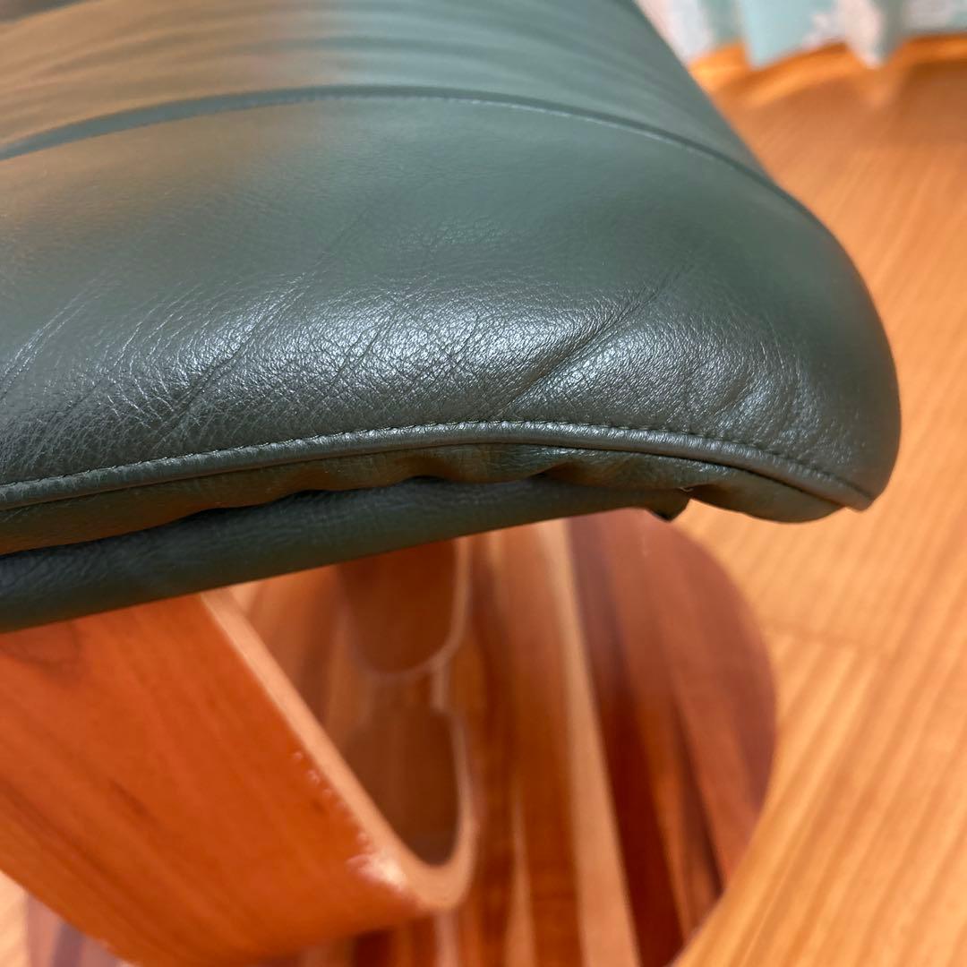 カリモク　ザファースト　オットマン