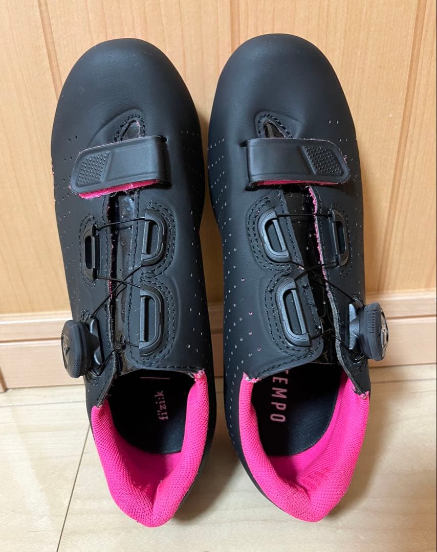 fizik フィジーク テンポ ブラックピンク サイクル シューズ 23cm 箱