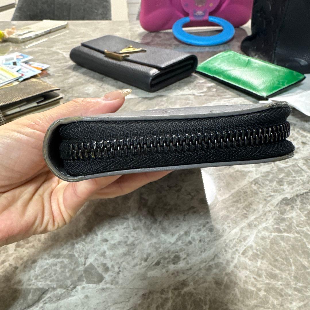 Louis Vuitton グレー 長財布 モノグラム　箱付き
