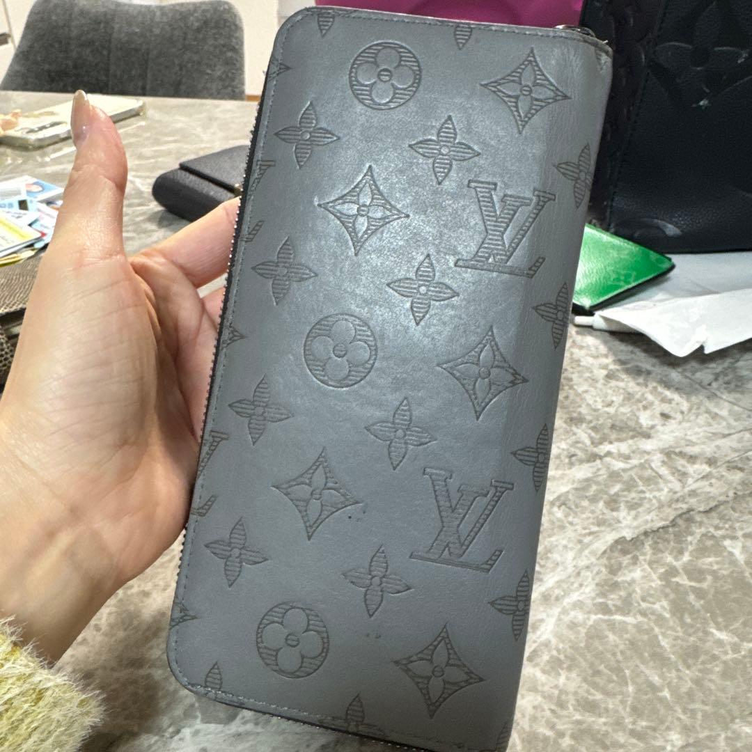 Louis Vuitton グレー 長財布 モノグラム　箱付き