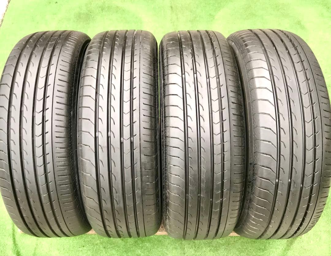 195/65 R15 YOKOHAMA BluEarth-RV03ラジアルタイヤ