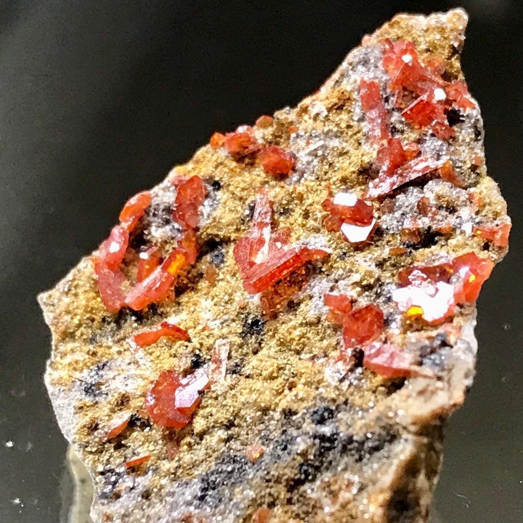 レア 鉱物 バナディナイト 原石標本 モロッコ天然石 オレンジ 43.75ct