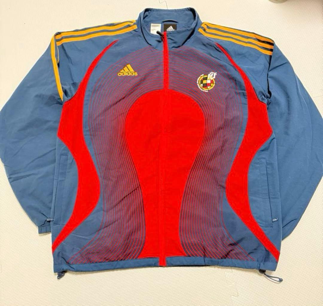 adidas スペイン代表　ジャージ　セットアップ