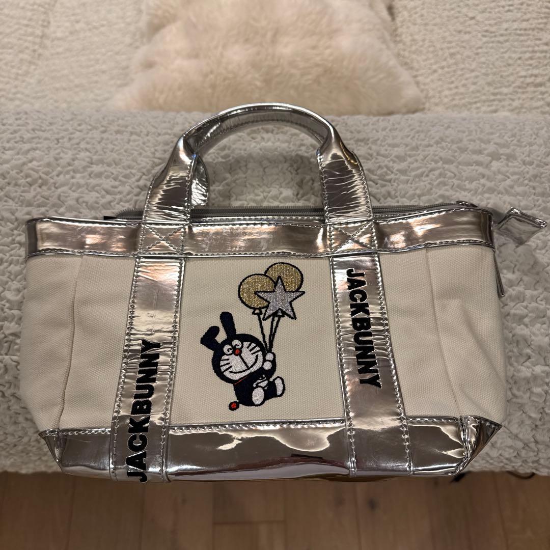 美品　JACKBUNNY カードバッグ ホワイト シルバー ドラえもん