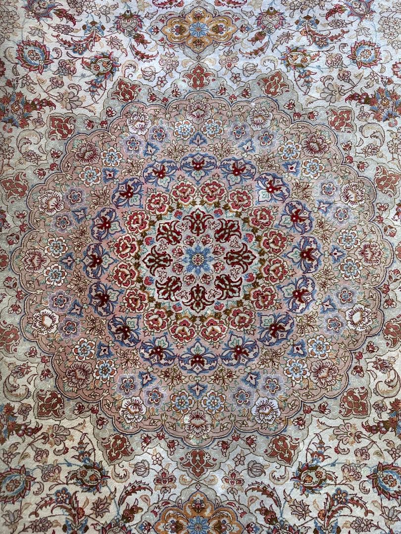 ペルシャ絨毯 クム産 工房サイン シルク100% 手織り 301×198cm