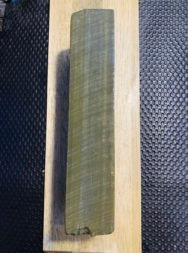 天然砥石　正本山　浅黄　カラス　仕上げ砥石