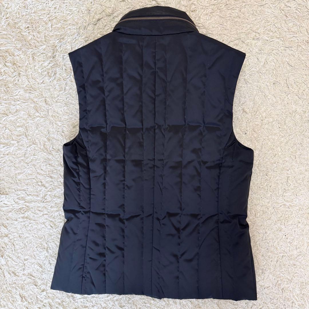 美品　バーバリーロンドン　ダウンベスト　ノバチェック　フード　ブラック　Mサイズ