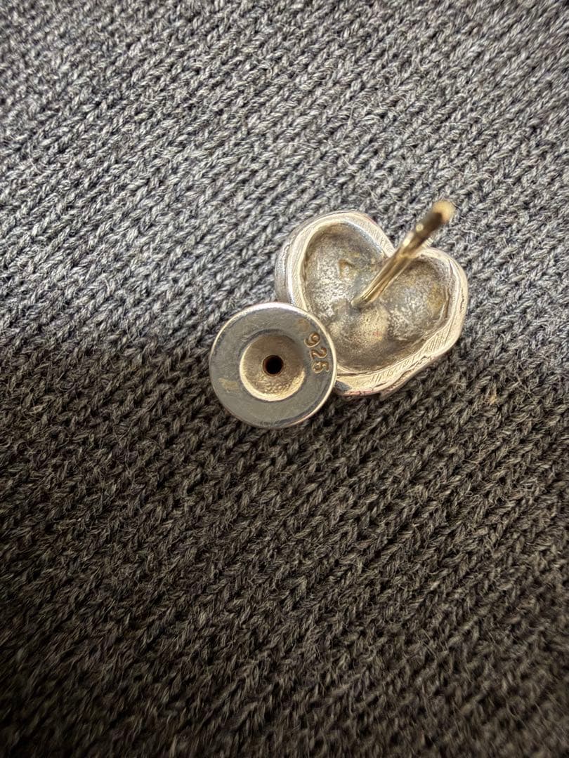 CHROME HEARTS クロムハーツ STUD HEART ハートピアス