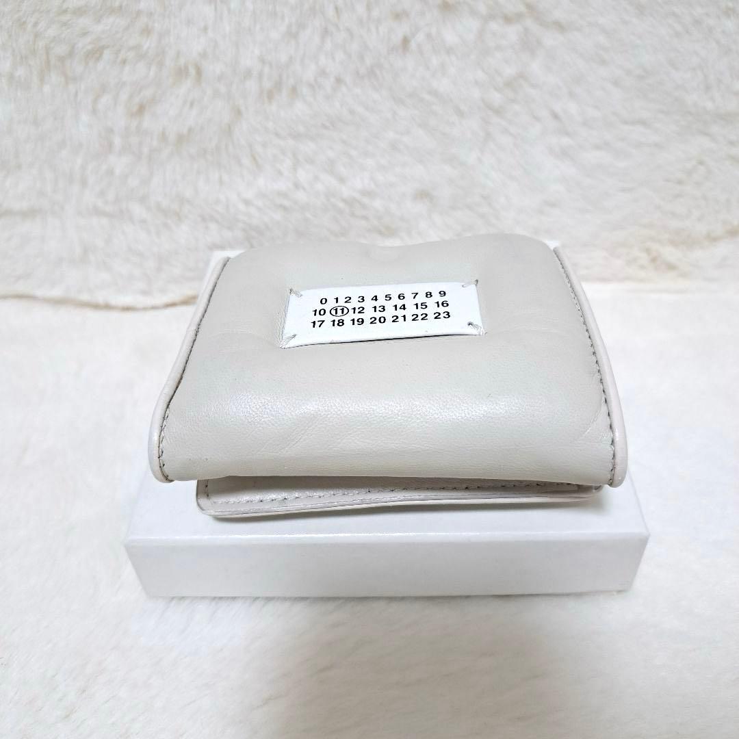 ✨極美品　希少カラー✨マルジェラ　三つ折り　グラムスラム　カレンダー　ステッチ