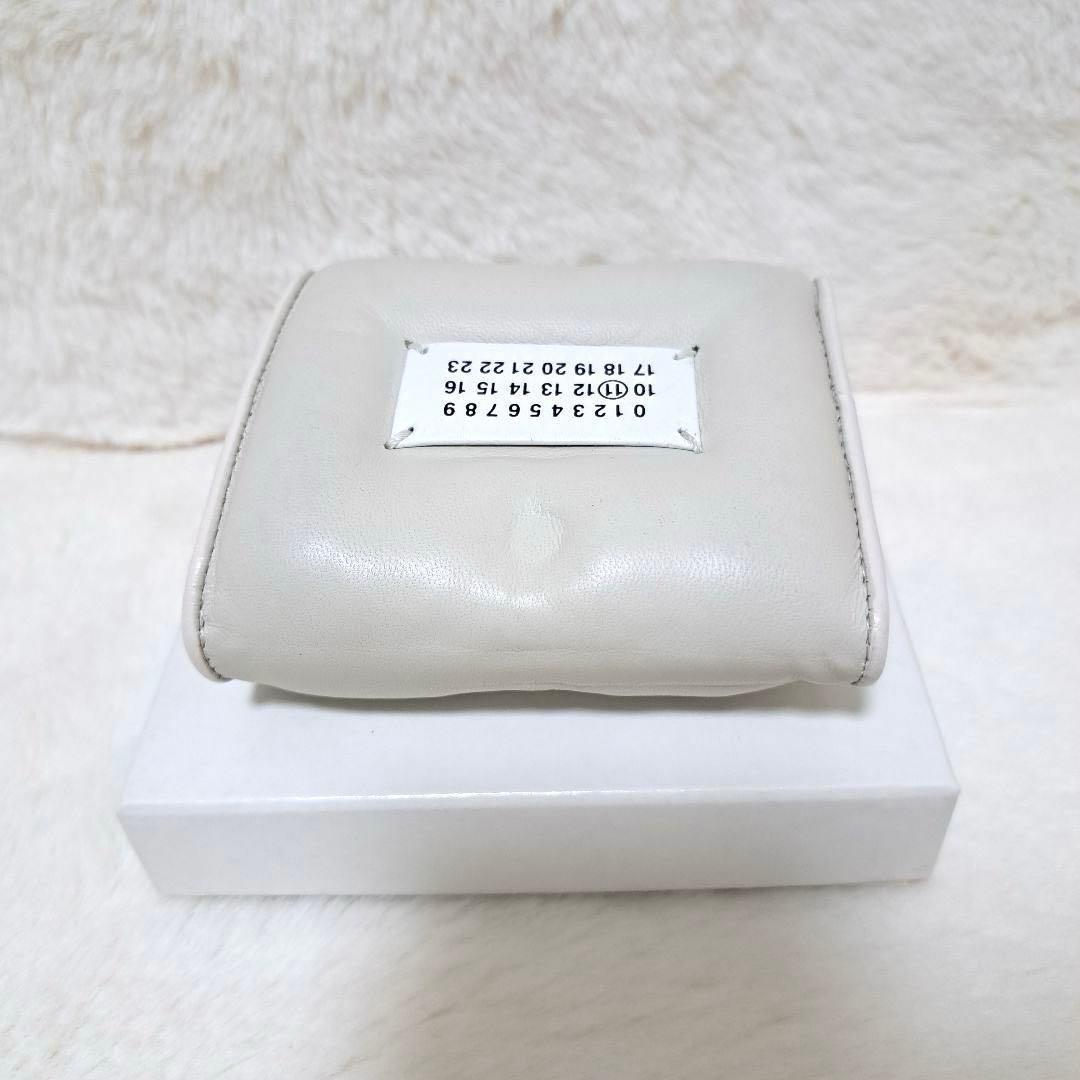 ✨極美品　希少カラー✨マルジェラ　三つ折り　グラムスラム　カレンダー　ステッチ