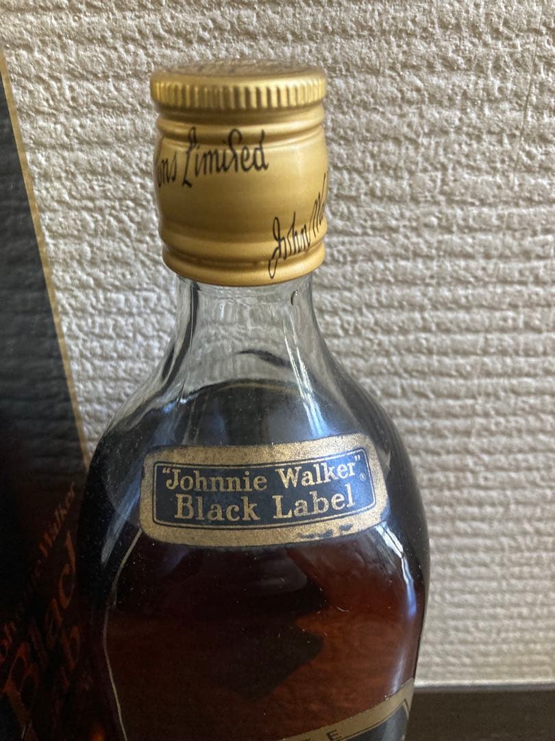 ジョニ黒金キャップ1リットルボトル